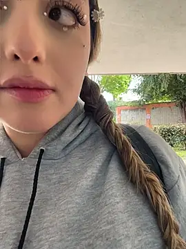 Baby  Otaku online show from April 2026 05:38:02 PM