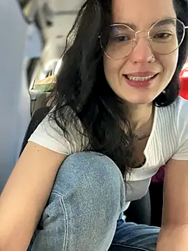 MeekyRich online show from September 2025 04:50:01 AM