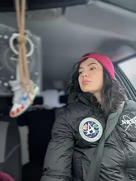 MeekyRich online show from March 2026 01:12:01 AM