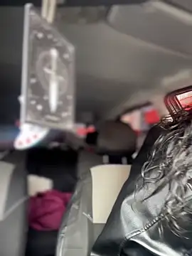 MeekyRich online show from April 2026 02:31:01 AM