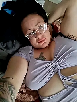 Snapshot of kinkikatie69 chatting on September 2025 10:15:02 PM kinkikatie69 online show from September 2025 10:15:02 PM