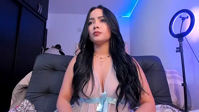 Bella  hamilton online show from February 2026 01:38:01 AM