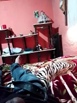 luuiss12 online show from February 2026 09:22:02 PM