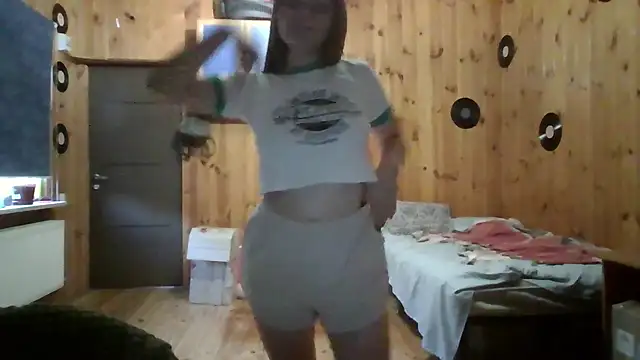 Little shygirl online show from September 2025 04:06:01 PM