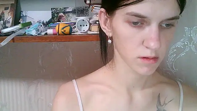 Snapshot of Casey_Jeannie chatting on July 2026 08:33:02 PM Casey Jeannie online show from July 2026 08:33:02 PM