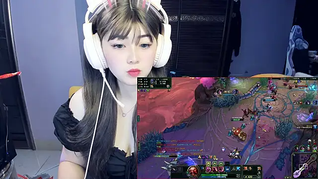 yuki3366 online show from February 2026 02:04:02 PM