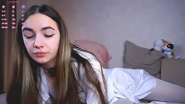 CupSizeGirl online show from October 2025 02:49:01 PM