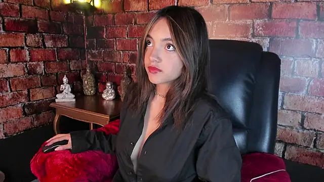 Victoriaa2 Doll online show from February 2026 12:45:01 PM