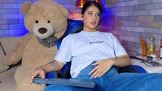 DixyPalmer online show from March 2026 08:42:01 PM