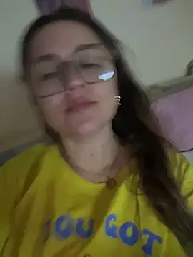 IvannaDivina online show from April 2026 06:57:02 PM