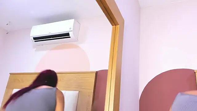 ZoeMorris online show from September 2025 11:37:01 AM