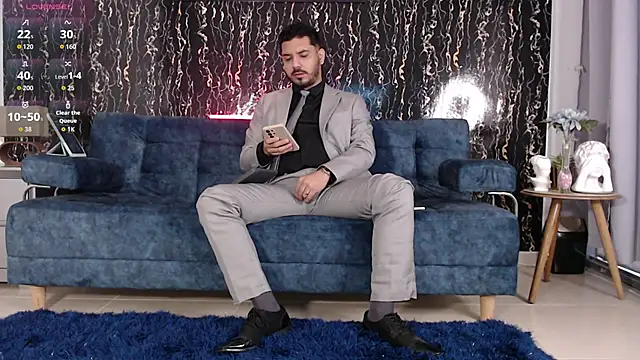 Snapshot of samuelcoopeer chatting on November 2025 01:44:02 PM samuelcoopeer online show from November 2025 01:44:02 PM