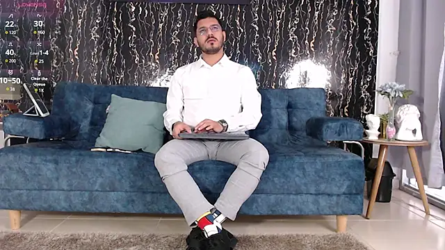 Snapshot of samuelcoopeer chatting on November 2025 01:55:01 PM samuelcoopeer online show from November 2025 01:55:01 PM