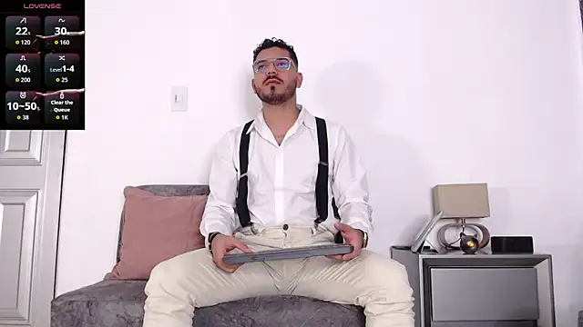 Snapshot of samuelcoopeer chatting on December 2025 04:04:01 PM samuelcoopeer online show from December 2025 04:04:01 PM