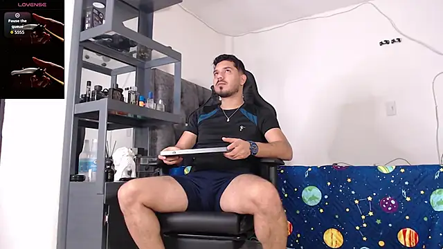 Snapshot of samuelcoopeer chatting on February 2026 01:21:02 PM samuelcoopeer online show from February 2026 01:21:02 PM