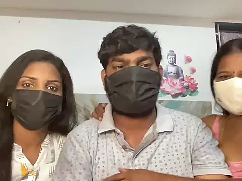 Snapshot of Tamil_india_couples_ chatting on May 2026 05:43:01 PM Tamil india couples online show from May 2026 05:43:01 PM