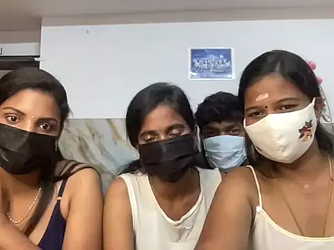 Snapshot of Tamil_india_couples_ chatting on May 2026 05:42:01 PM Tamil india couples online show from May 2026 05:42:01 PM