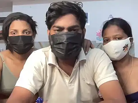 Snapshot of Tamil_india_couples_ chatting on May 2026 05:52:02 PM Tamil india couples online show from May 2026 05:52:02 PM