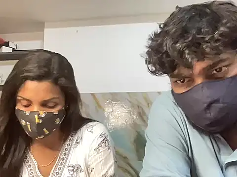 Snapshot of Tamil_india_couples_ chatting on May 2026 05:41:01 PM Tamil india couples online show from May 2026 05:41:01 PM