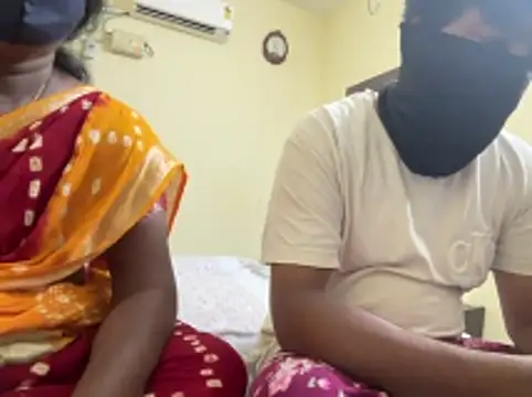 Snapshot of Tamil_india_couples_ chatting on June 2026 05:01:02 PM Tamil india couples online show from June 2026 05:01:02 PM