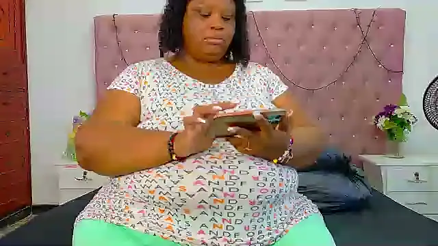 Exoticbigmandy online show from October 2025 09:46:01 PM