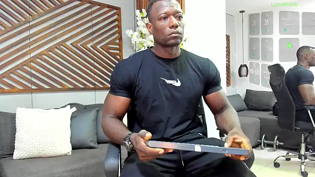 MarcusBlack  online show from November 2025 11:36:02 AM