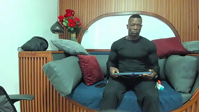 MarcusBlack  online show from November 2025 11:53:01 AM