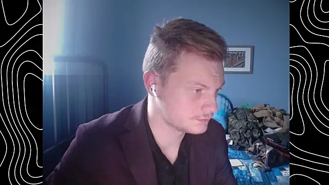 lustylyndon online show from December 2025 05:18:02 PM