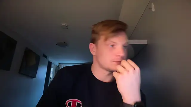 lustylyndon online show from March 2026 03:39:02 PM