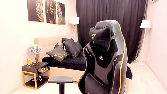 LindaSandy 1 online show from January 2026 07:45:01 AM