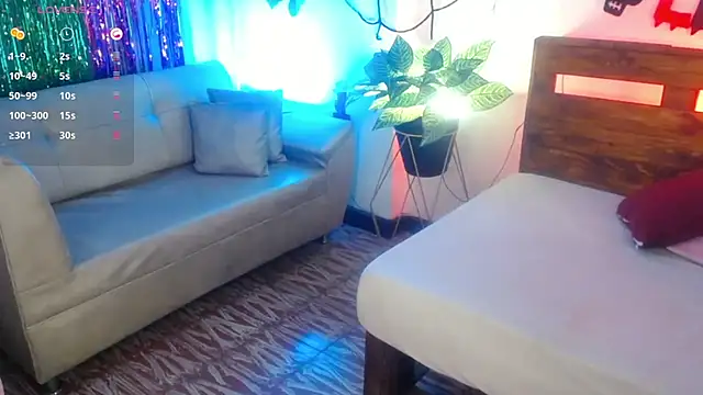 Snapshot of Yeseniaa25_ chatting on October 2025 03:33:01 PM Yeseniaa25  online show from October 2025 03:33:01 PM