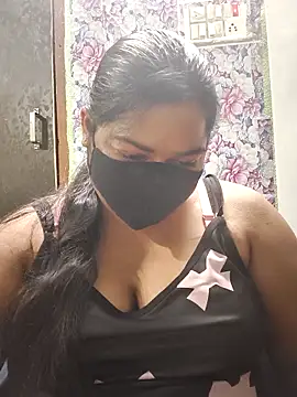 Liyaa 24 online show from March 2026 05:08:01 PM