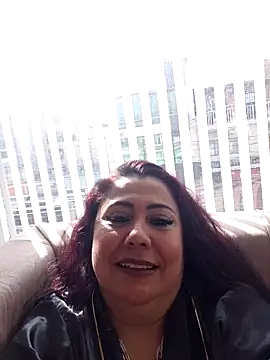 Snapshot of EmmaJhomson chatting on April 2026 01:06:02 PM EmmaJhomson online show from April 2026 01:06:02 PM