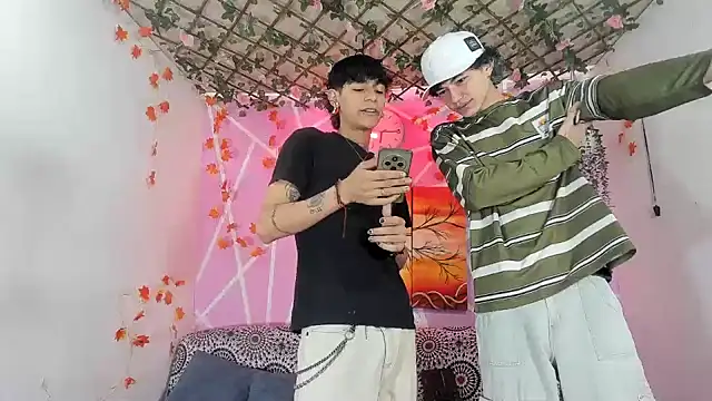 Bastian boyshot77 online show from December 2025 04:01:02 PM