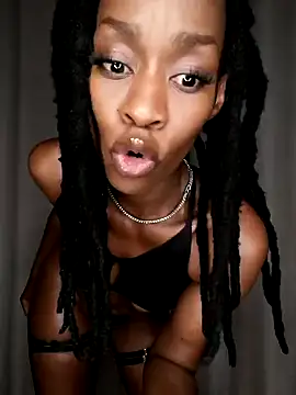 Snapshot of chocolatehotwife chatting on May 2026 02:18:01 AM chocolatehotwife online show from May 2026 02:18:01 AM