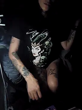 DarkAngelz1 online show from November 2025 02:32:01 AM