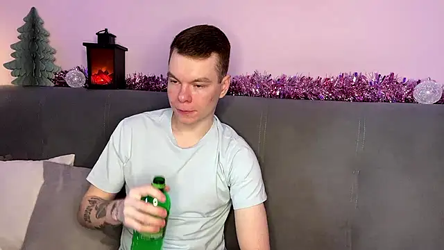 julielourens online show from January 2026 08:06:02 AM