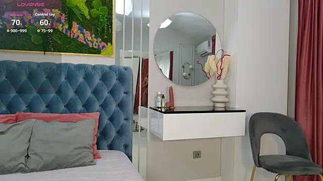 SiennaPierce online show from April 2026 11:27:01 AM