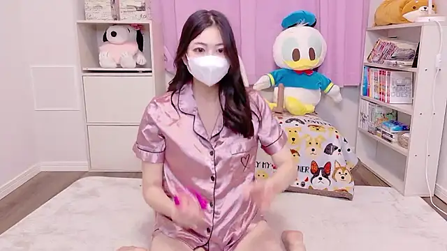 SUI-Strong online show from September 2025 04:28:01 PM