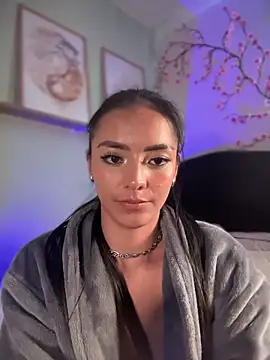 im-isabella online show from September 2025 09:07:02 PM