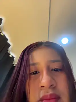 Snapshot of indialatin chatting on November 2025 12:05:02 PM indialatin online show from November 2025 12:05:02 PM