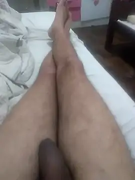 Snapshot of GuilhermeYuree chatting on October 2025 04:26:01 AM GuilhermeYuree online show from October 2025 04:26:01 AM