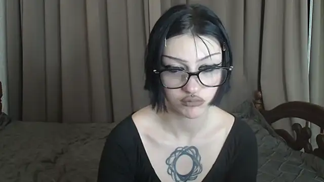 Snapshot of Susie_su chatting on May 2026 12:56:02 PM Susie su online show from May 2026 12:56:02 PM