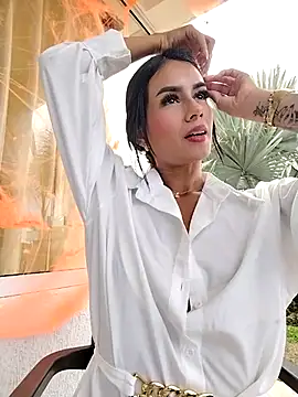 Juliana Xander online show from October 2025 02:39:01 PM