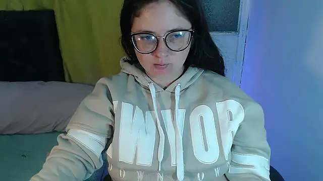 KrystalAdams online show from January 2026 01:48:02 PM