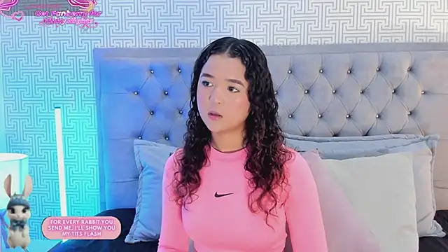 Evaa Lunna  online show from January 2026 08:01:02 PM