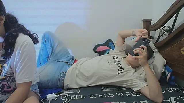 Aria Arthur online show from October 2025 10:25:01 AM