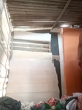 Snapshot of srtsara chatting on February 2026 02:33:01 PM srtsara online show from February 2026 02:33:01 PM