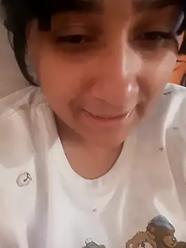 Snapshot of srtsara chatting on February 2026 11:25:01 AM srtsara online show from February 2026 11:25:01 AM