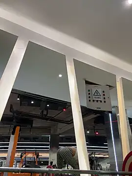 Ninazhang online show from November 2025 01:38:01 AM